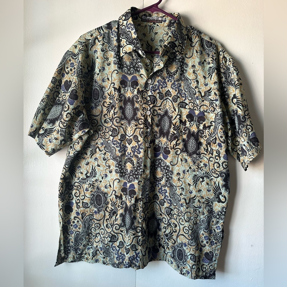 Standard high quality button down size large